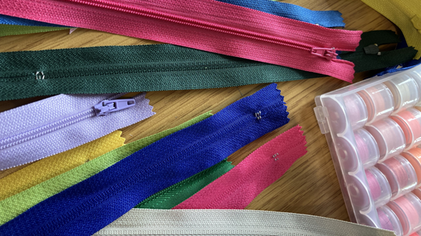 Colourful zips 