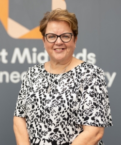 Helene Dearn

Director of Employment, Skills, Health and Communities